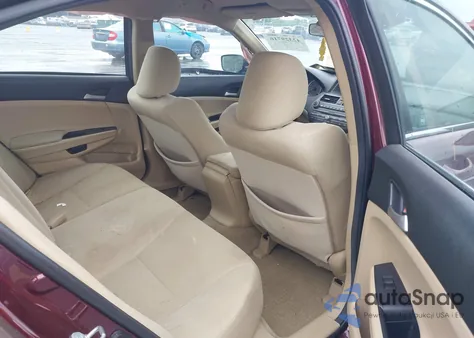 2011 Honda Accord 2.4 Lx из США, поврежденный, VIN 1HGCP2F3XBA041711